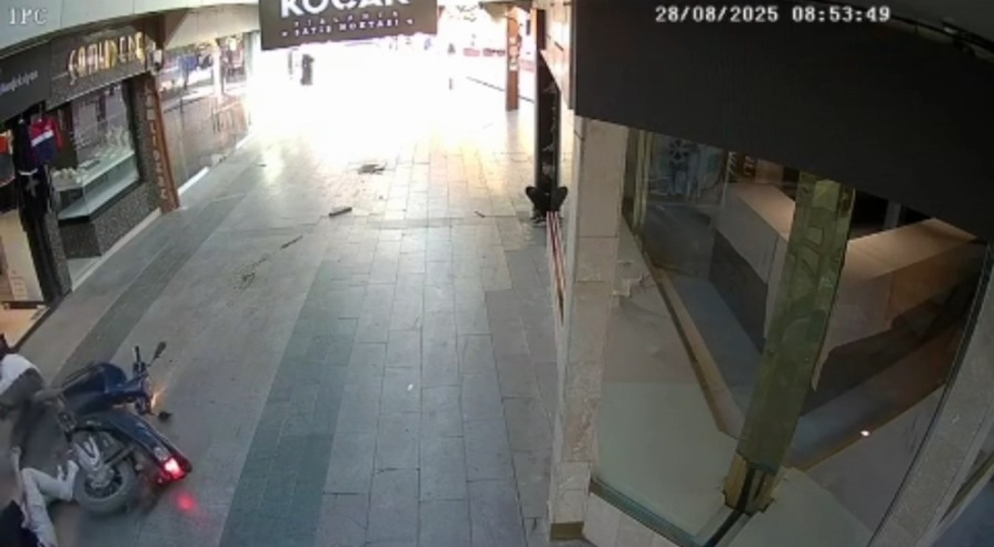 Bursa'da motosiklet sürücüsü ölümden döndü