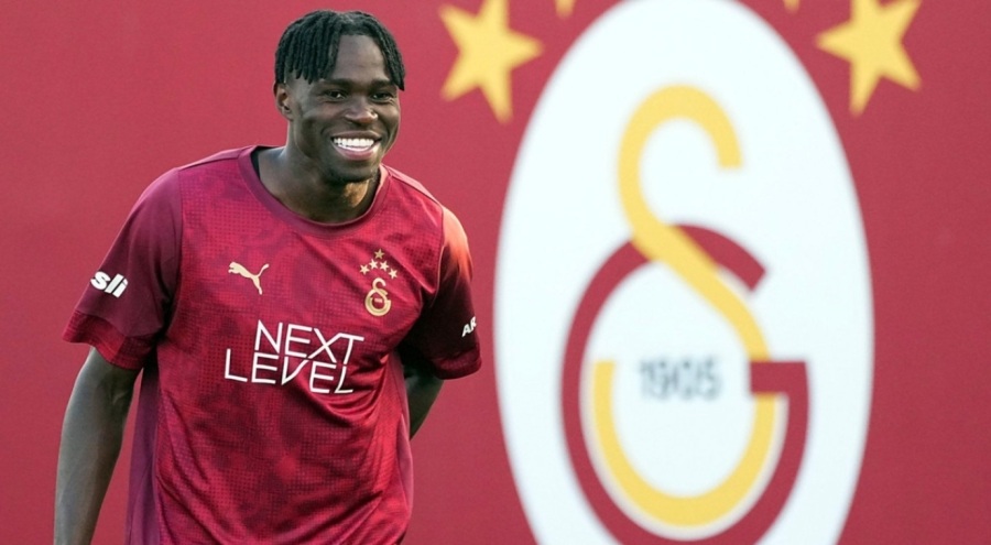 Yeni transfer Wilfried Singo Galatasaray'daki ilk idmanına çıktı