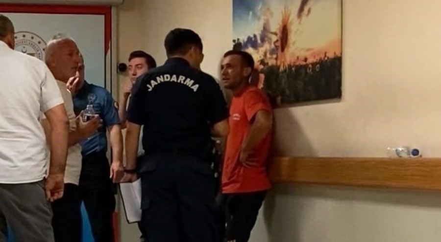 Bursa'da traktörün altında kalan çocuk ağır yaralandı