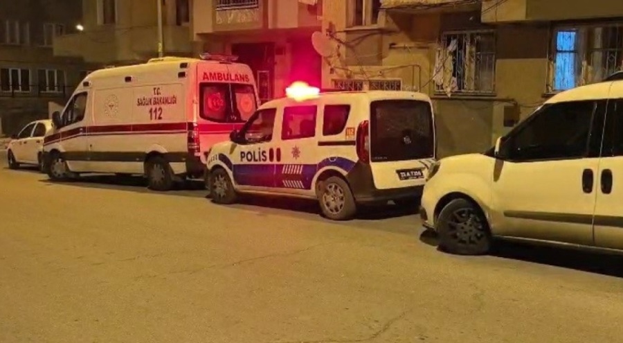 Yaşlı adam evinde ölü bulundu