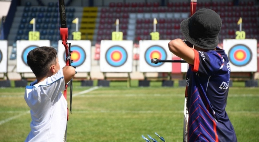Türkiye 15 Yaş Altı Okçuluk Ligi'nde yeni Mete Gazozlar yetişecek