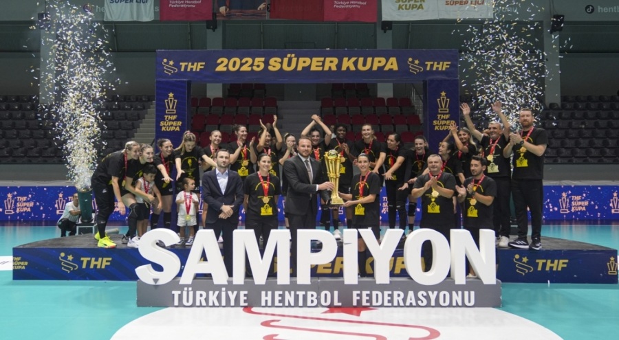 Hentbolda Kadınlar Süper Kupa Bursa Büyükşehir Belediyespor'un!