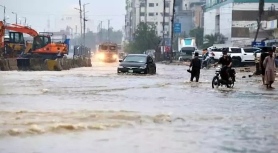 Pakistan'da sel felaketi: Ölü sayısı 840'ı aştı