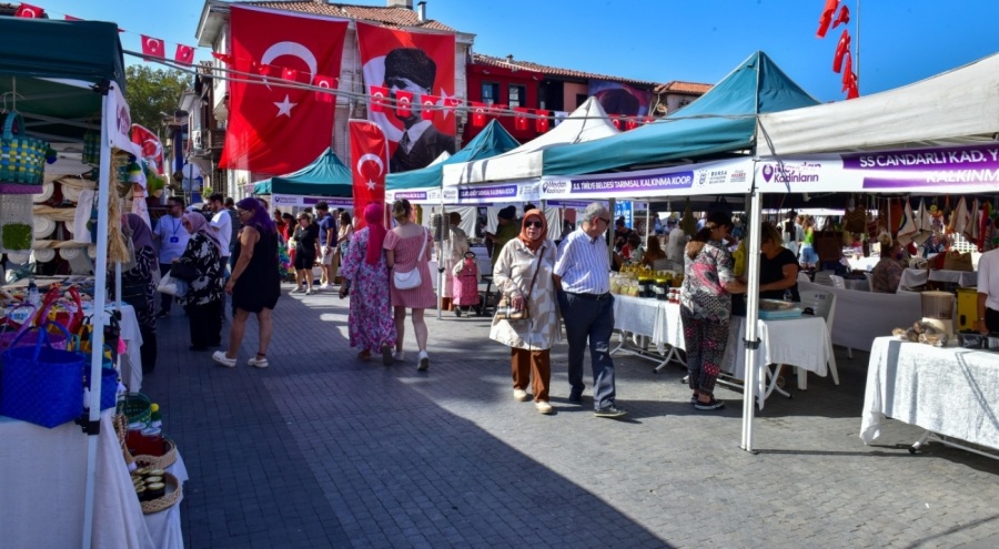 Mudanya'da dayanışma rüzgârı: "Meydan Kadınların"