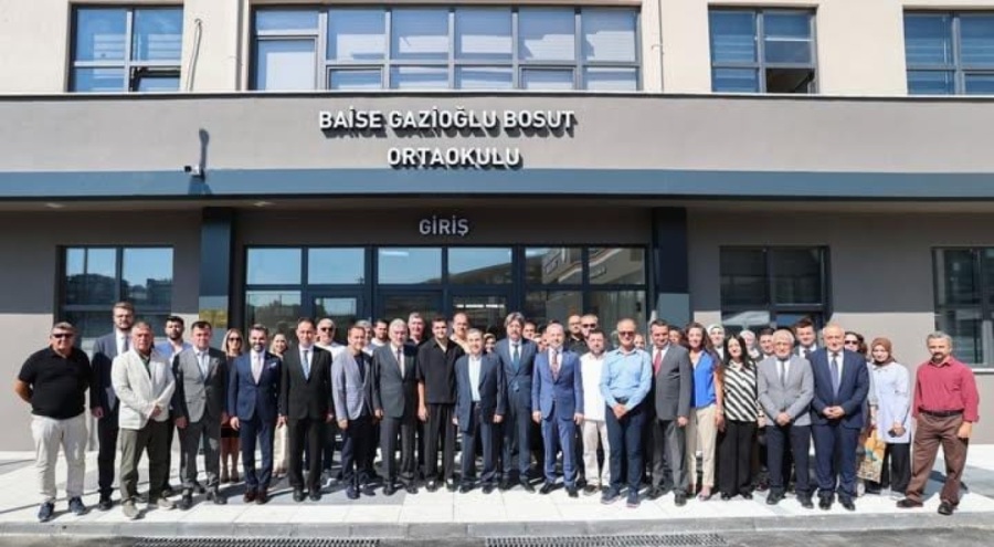 Vali Erol Ayyıldız'dan inşaatı tamamlanan Bosut Ortaokulu'na Ziyaret