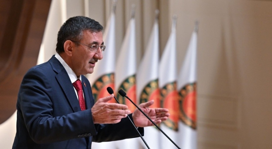 Cevdet Yılmaz: "Mahkemelerin görevi yerindelik denetimi yapmak değil hukuka uygunluk denetimi yap...