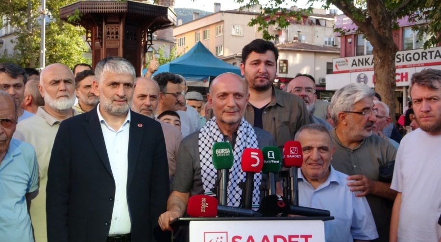 Saadet Partisi Bursa Milletvekili Mehmet Atmaca, Özgürlük Filosu'na katıldı