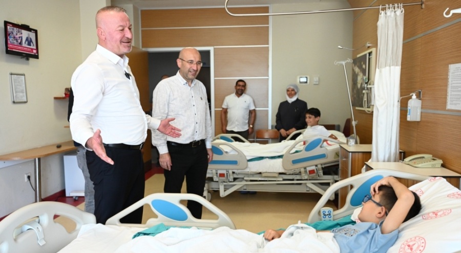 Karacabey'de toplu sünnet şöleni