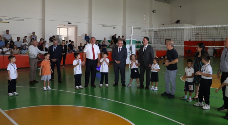 Bursa'da minikler okula ilk adımlarını attı
