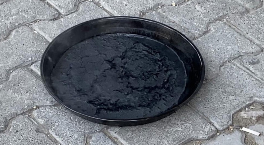Fırında unutulan kek apartmanı dumana boğdu