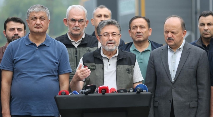 Yumaklı: Karabük ve Kastamonu'da çıkan 3 yangın büyük ölçüde kontrol altında