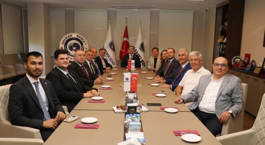 BALKANTÜRKSİAD İYİ Parti heyetini ağırladı
