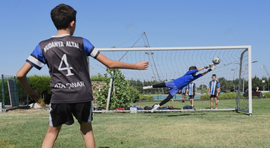 Osmangazi'de Futbol Festivali start aldı