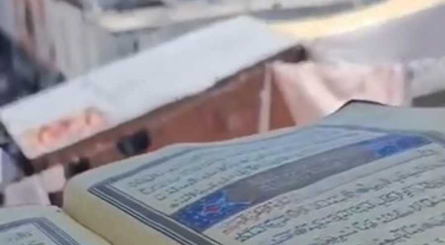 Bursa'da küle dönen evde Kur'an-ı Kerim yanmadı