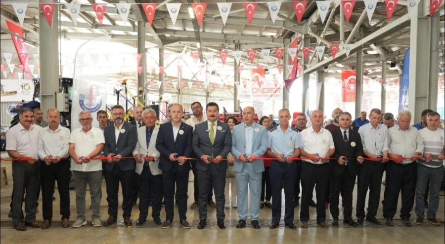 Yenişehir'in Uluslararası Altın Biber Festivali'nin 10'ncusu başladı