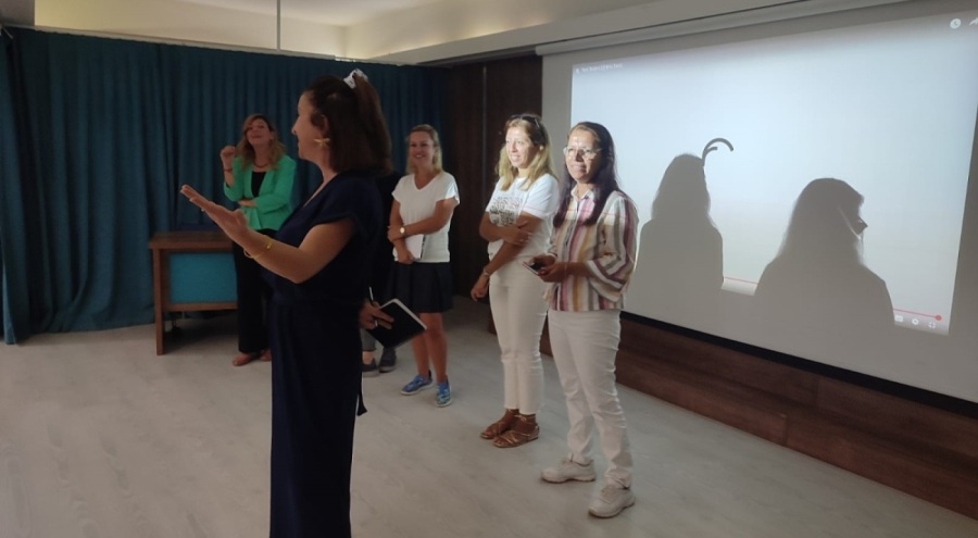 Bursa'da "Türkiye yüzyılı maarif modeli" eğitimleri başladı