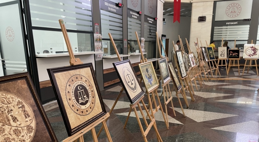 Bursa Adliyesi'nde hükümlülerin "El Sanatları Sergisi" açıldı