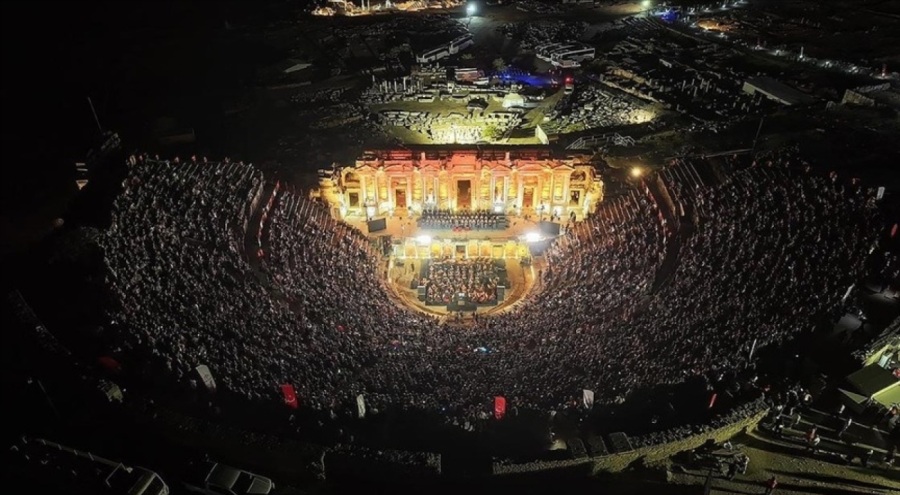 "Carmina Burana" balesi, Hierapolis Antik Tiyatrosu'nda sahnelendi