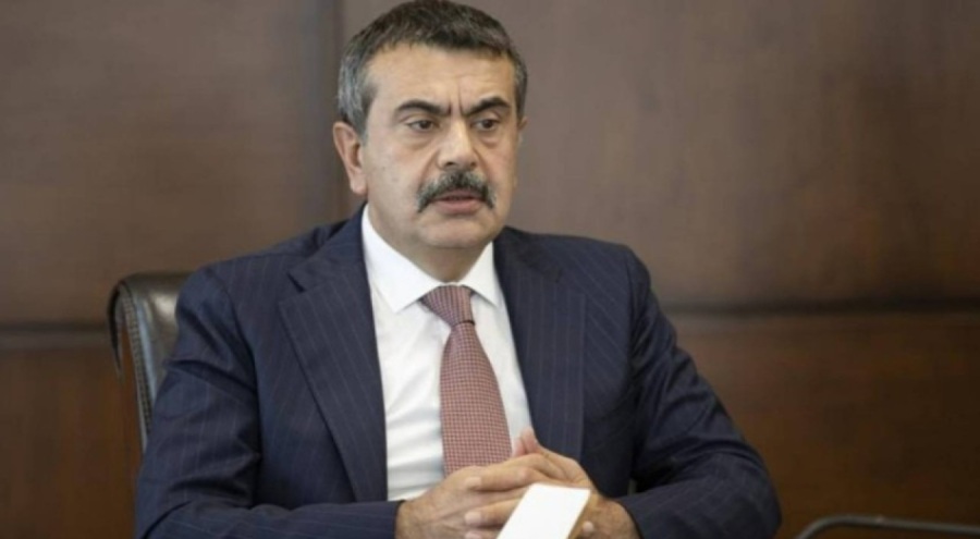 Milli Eğitim Bakanı Yusuf Tekin'den okullardaki zorunlu bağışla ilgili açıklama