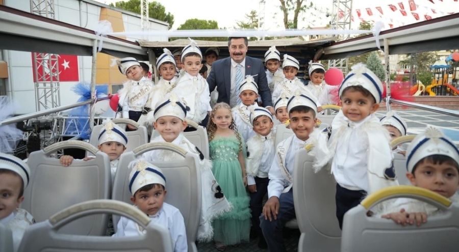 Bursa Altın Biber Festivali'nde geleneksel sünnet şöleni