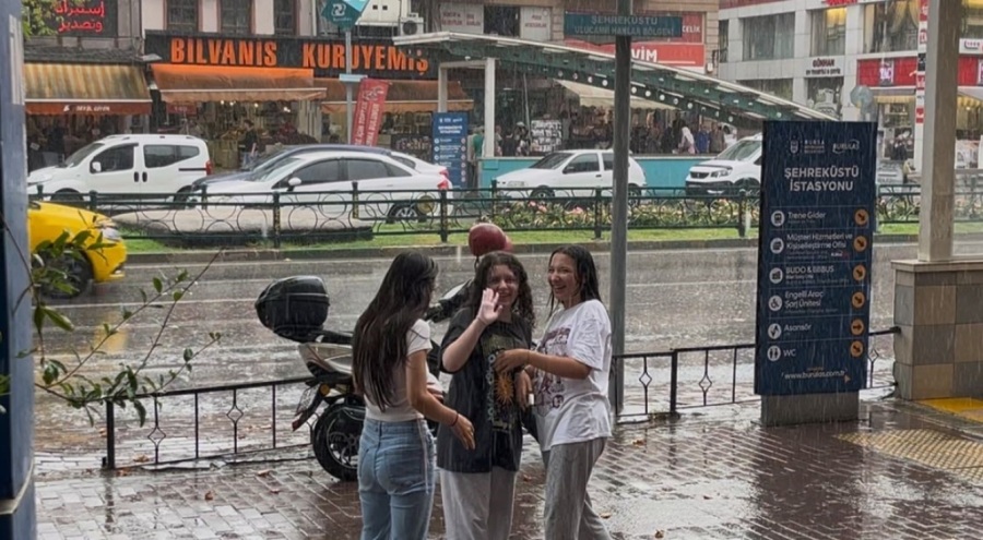 Bursa'da yağmur sevinci yaşanıyor