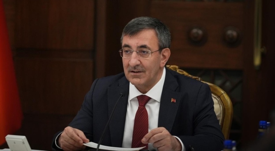 Cumhurbaşkanı Yardımcısı Yılmaz, "Filenin Sultanları" ve "12 Dev Adam"ı kutladı