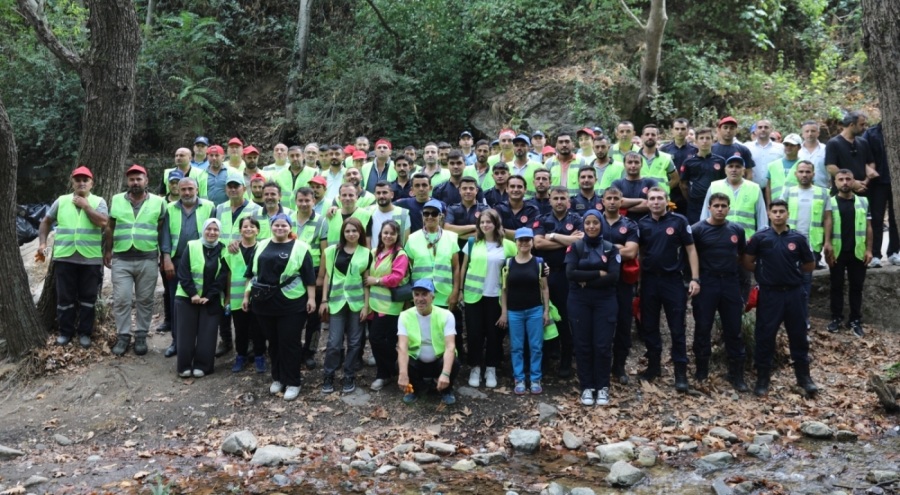 Bursa'da temizlik harekatı devam ediyor