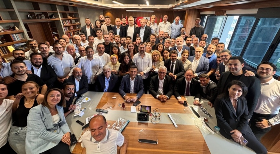 CHP İstanbul İl Başkanlığı binasının yeni adresi belli oldu!
