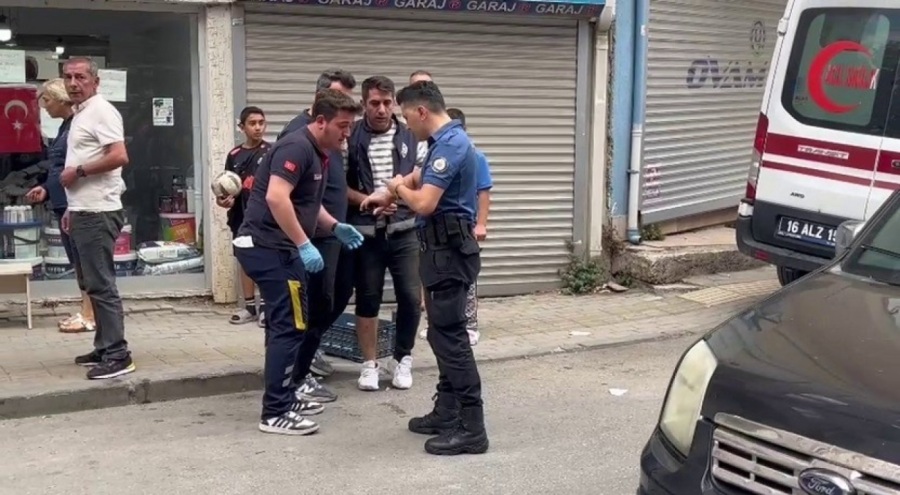 Bursa'da ihbara giden polise köpekle saldırdı! Polisler yaralandı