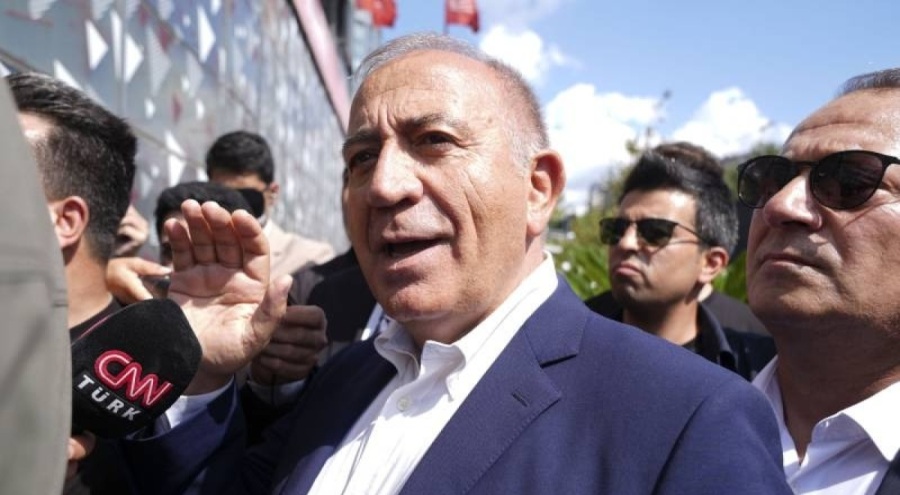 Gürsel Tekin'den CHP İl binasının taşınma kararına açıklama: Yarın da buraya geleceğim, bu bina b...