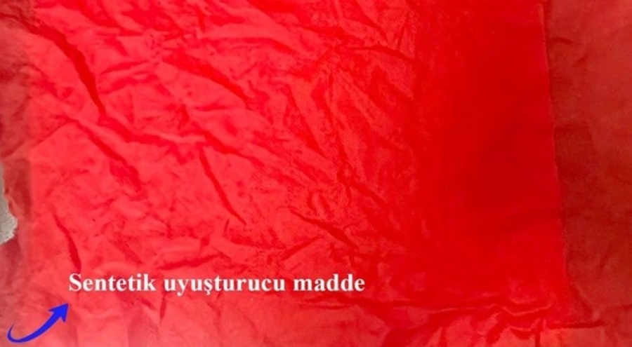 Sivas'ta kağıda emdirilmiş uyuşturucu ele geçirildi