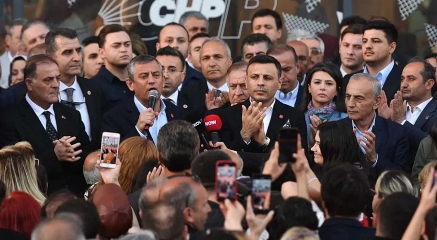 Özgür Çelik'ten CHP'nin kuruluş yıl dönümü çağrısı