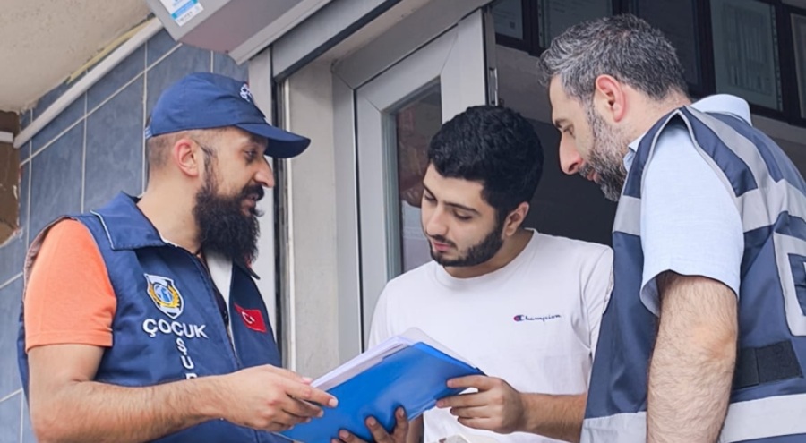 Bursa'da polis ekiplerinden okul çevrelerinde denetim!