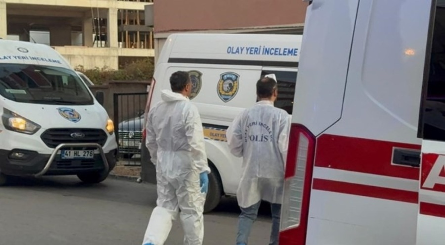 Anne ve 5 yaşındaki kızı evde ölü bulundu