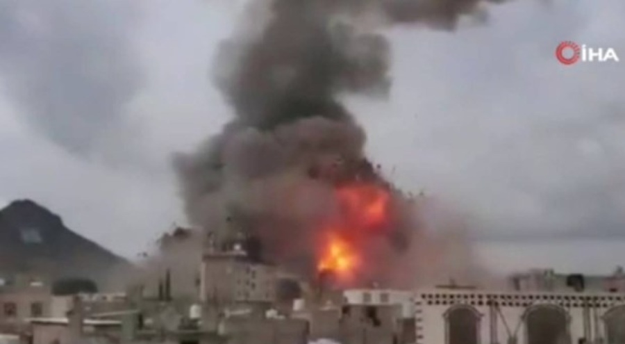 İsrail, Yemen'in başkenti Sana'yı vurdu