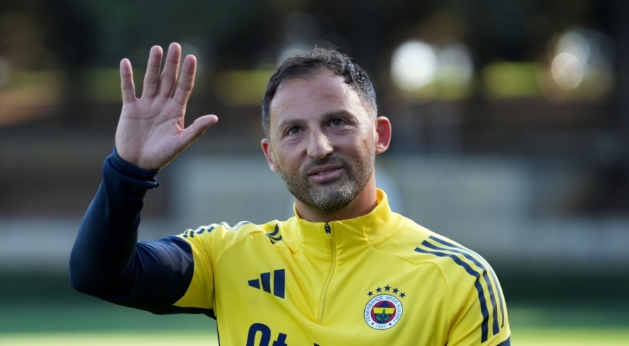 Tedesco, Fenerbahçe'nin başında ilk antrenmanına çıktı
