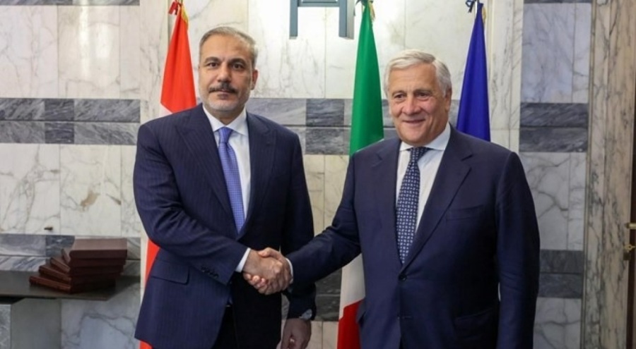 Bakan Fidan mevkidaşı Tajani ile bir araya geldi