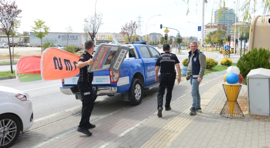 Bursa Altınşehir ve 23 Nisan'da kaldırım işgallerine denetim