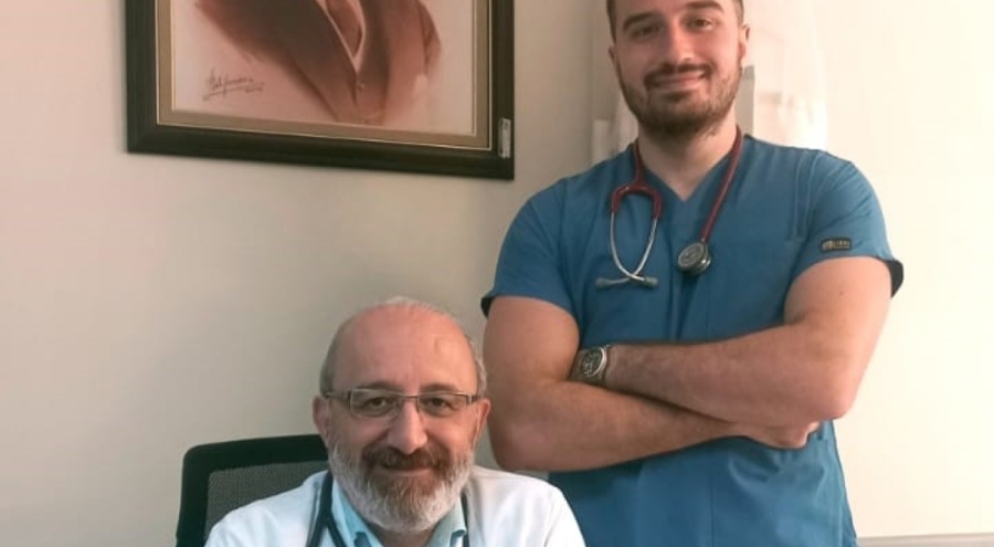 Bursa'da baba oğul aynı hastanede görev yapıyor
