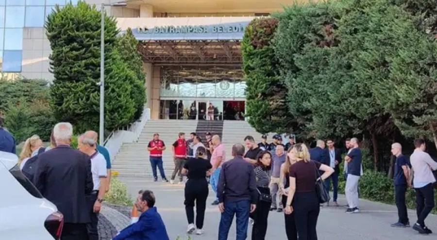 CHP'den Bayrampaşa Belediyesi operasyonuna peş peşe tepki