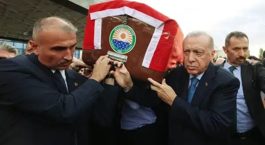 Cumhurbaşkanı Erdoğan, Hamdi Kılıç için düzenlenen cenaze törenine katıldı