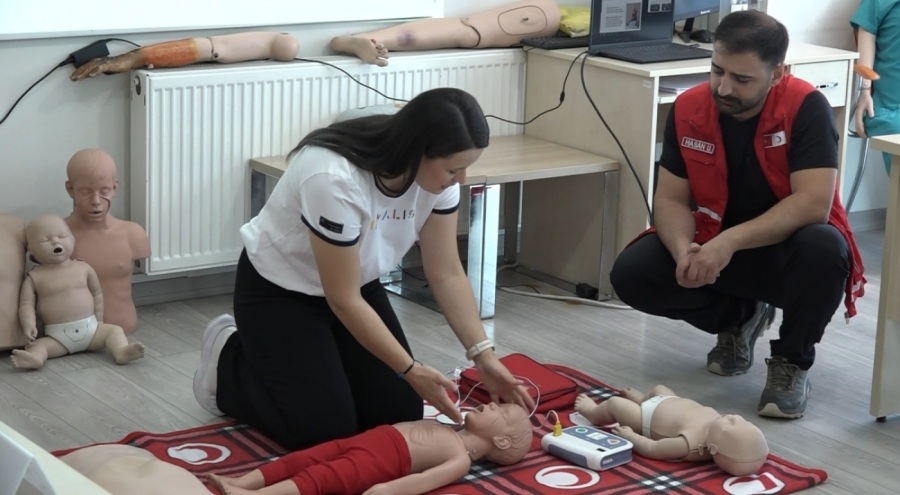 Dünya İlk Yardım Günü'nde tema 'iklim değişikliği'