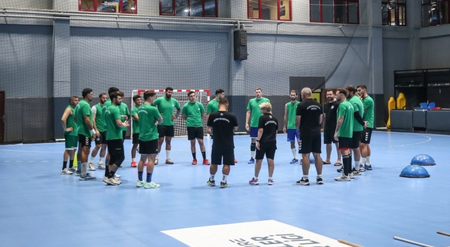 Nilüfer Belediyespor gözünü lig şampiyonluğuna çevirdi