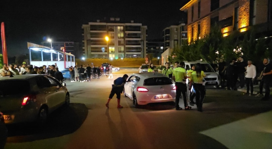 Bursa'da dur ihtarına uymadı, aracı bırakıp başka araçla kaçtı
