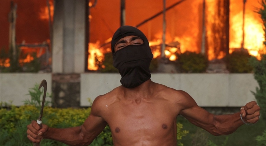 Nepal'de protestolarda ölü sayısı 72'ye yükseldi
