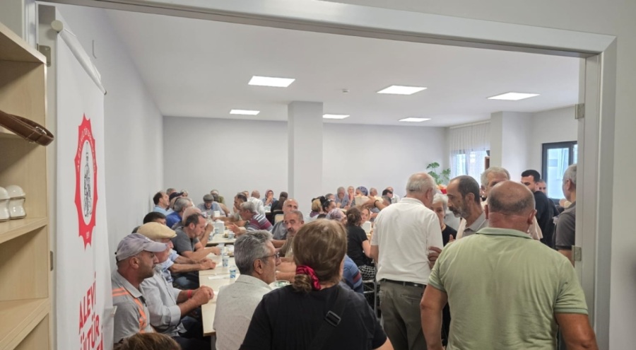 Ankara'da öldürülen kadın için Bursa'da lokma dağıtıldı