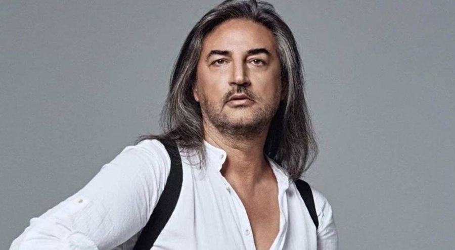 Şarkıcı Çelik isyan etti: 'İnsan babasından isteyemez!'