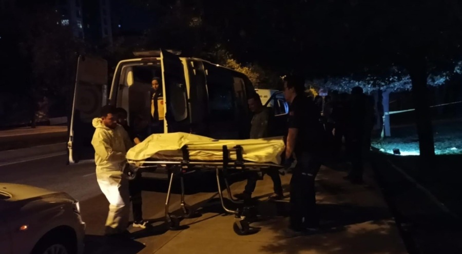Yaşlı adam ağaca asılı halde ölü bulundu