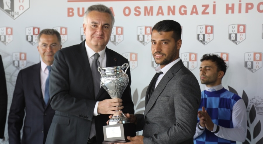 Bursa Büyükşehir Belediye Başkanlığı Koşusu'nun Şampiyonu Tejon Melero