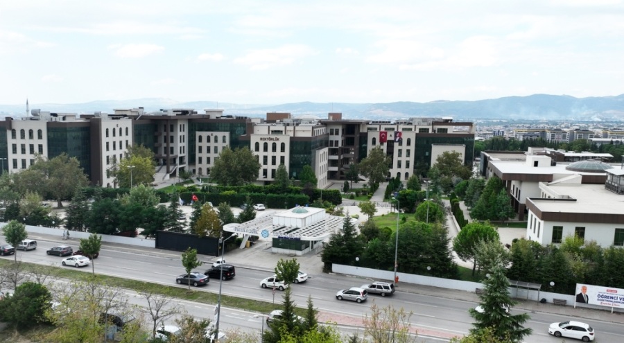 BTÜ'den mühendislik öğrencilerine dijital staj takip sistemi